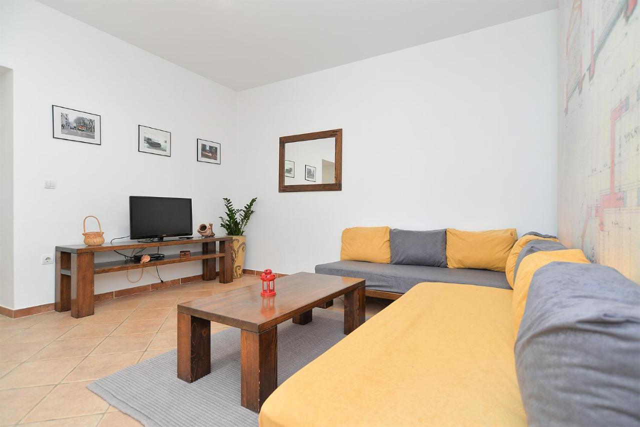 House Dragan 1231 Βίλα Πούλα Εξωτερικό φωτογραφία