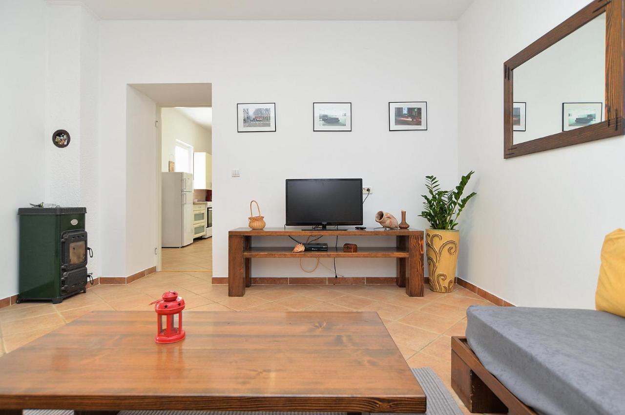 House Dragan 1231 Βίλα Πούλα Εξωτερικό φωτογραφία
