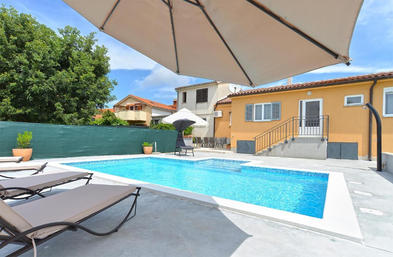 House Dragan 1231 Βίλα Πούλα Εξωτερικό φωτογραφία