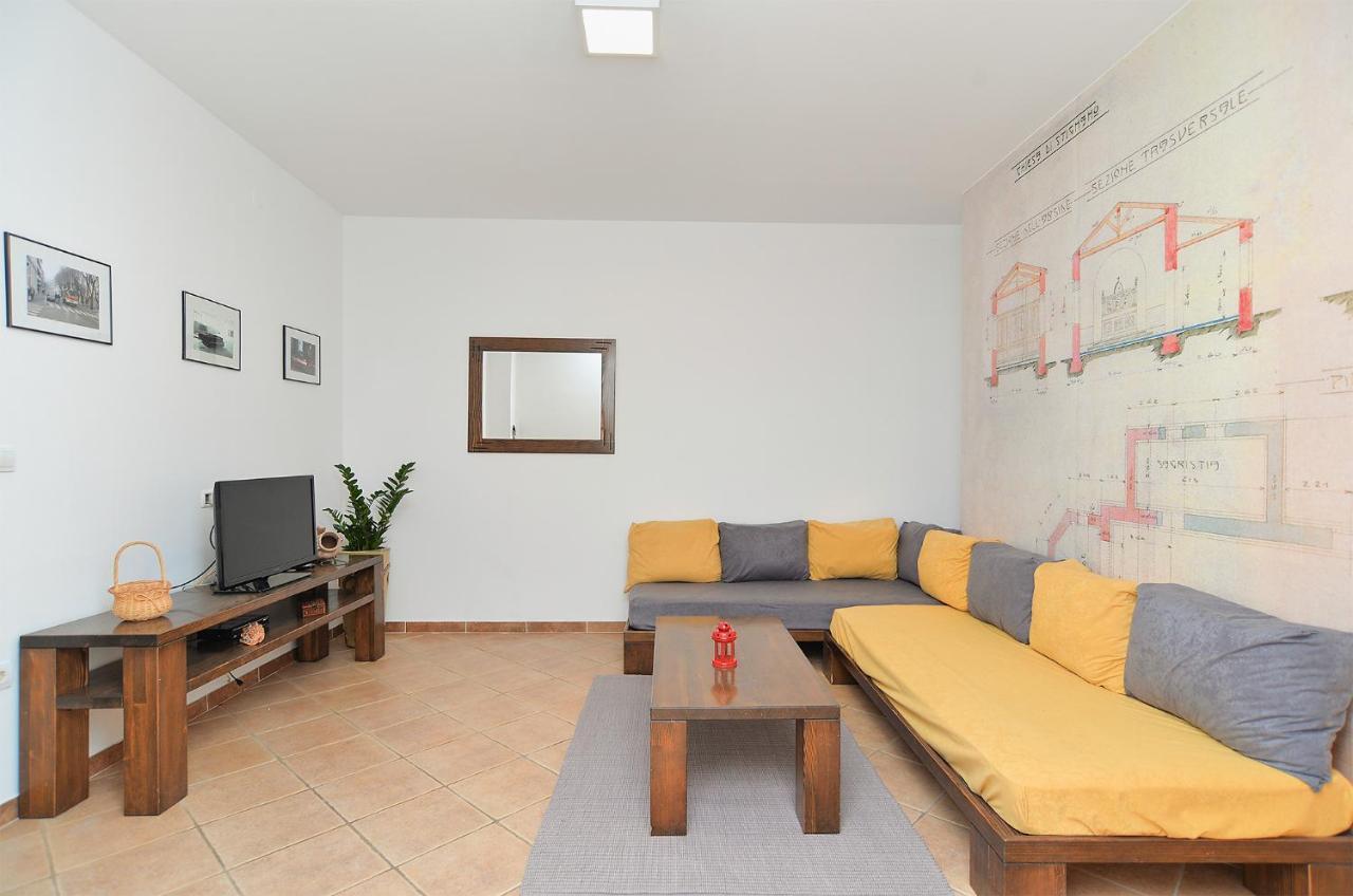 House Dragan 1231 Βίλα Πούλα Εξωτερικό φωτογραφία