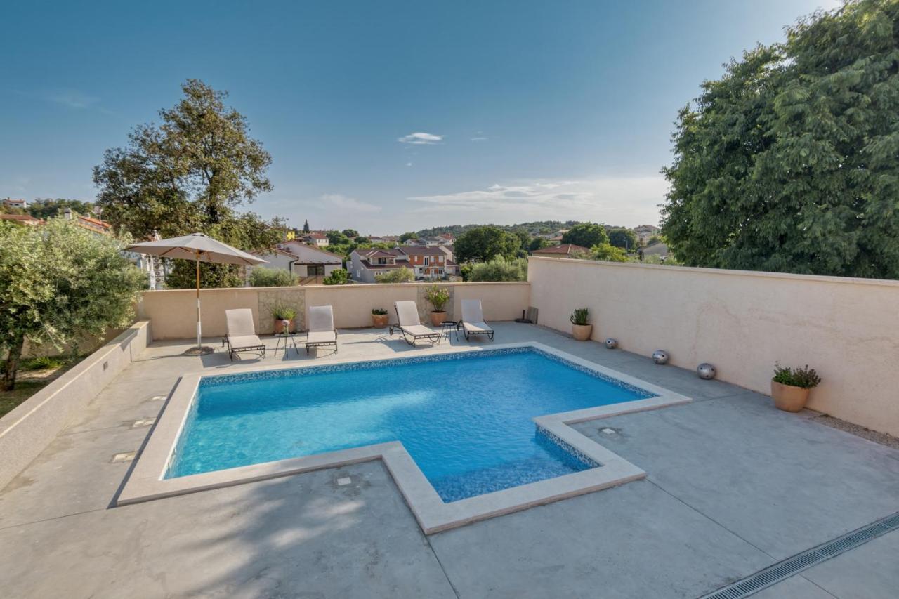 House Dragan 1231 Βίλα Πούλα Εξωτερικό φωτογραφία